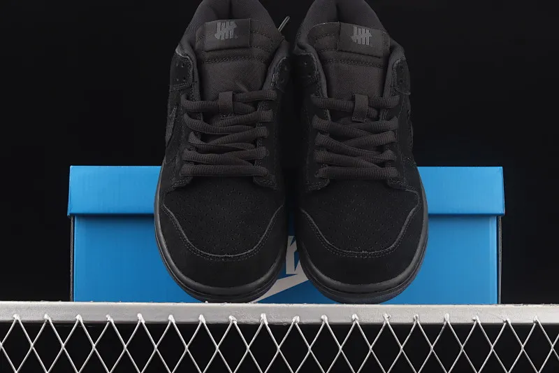 All Categories Nk SB Dunk Series Nk SB Dunk Low Low-top sneakers Pure original version UNDFEATED x Nk Dunk Low Black Soul color dunk series low-top casual sports skateboard shoes DO9329-001